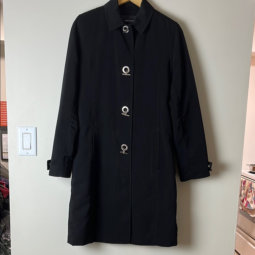 Jones New York Black Coat Size Small – Elegant Longline Button Detail